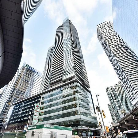 Sarkar Suites - Maple Leaf Square Toronto Dış mekan fotoğraf