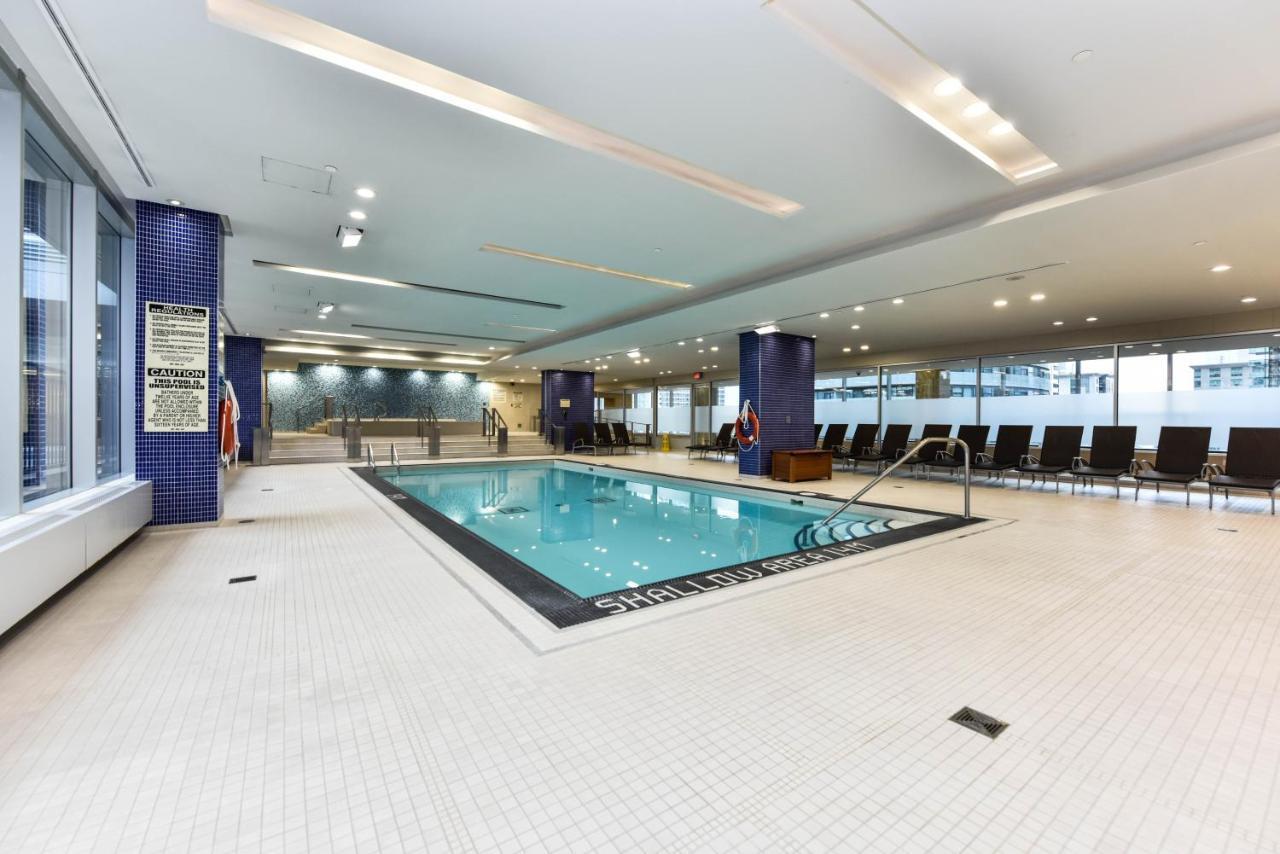 Sarkar Suites - Maple Leaf Square Toronto Dış mekan fotoğraf