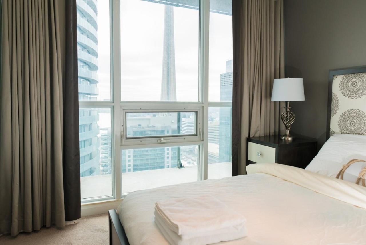 Sarkar Suites - Maple Leaf Square Toronto Dış mekan fotoğraf