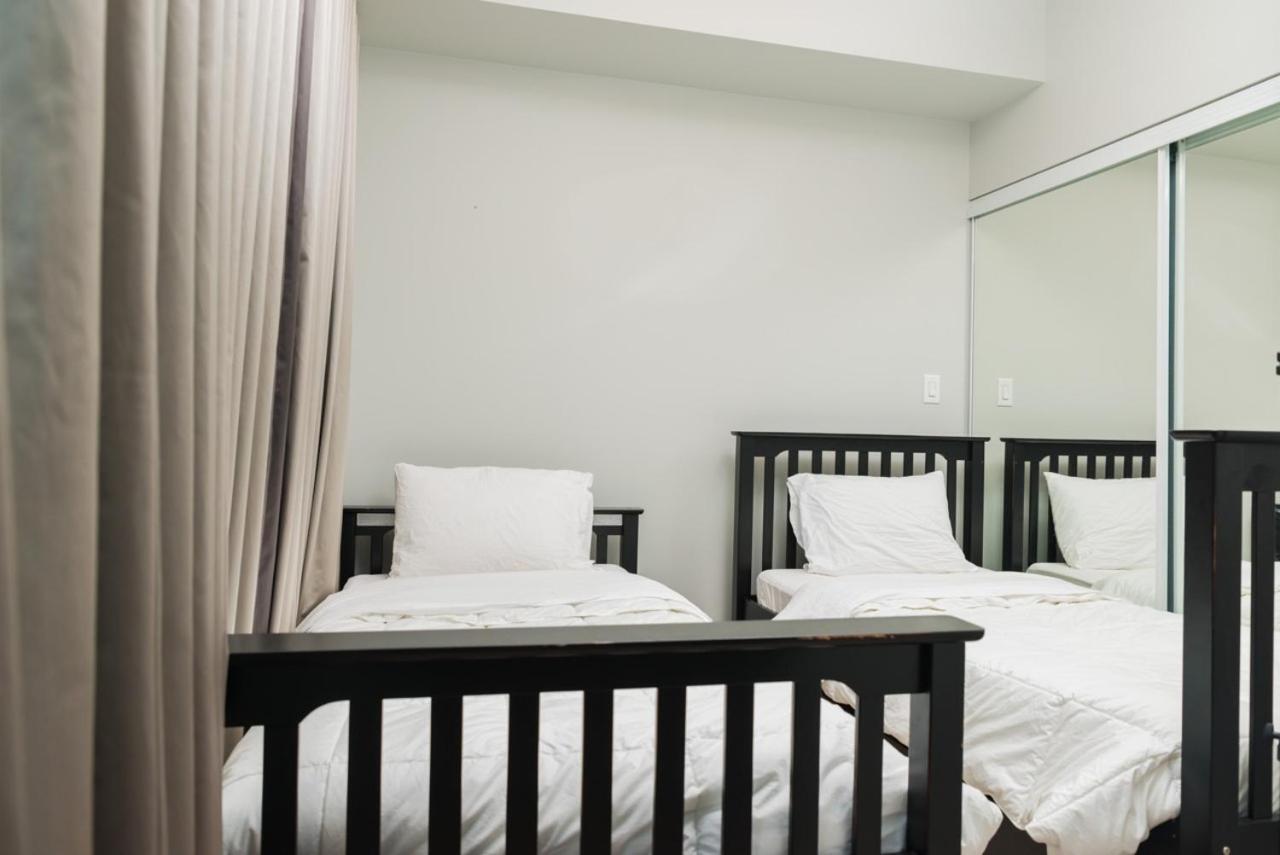 Sarkar Suites - Maple Leaf Square Toronto Dış mekan fotoğraf