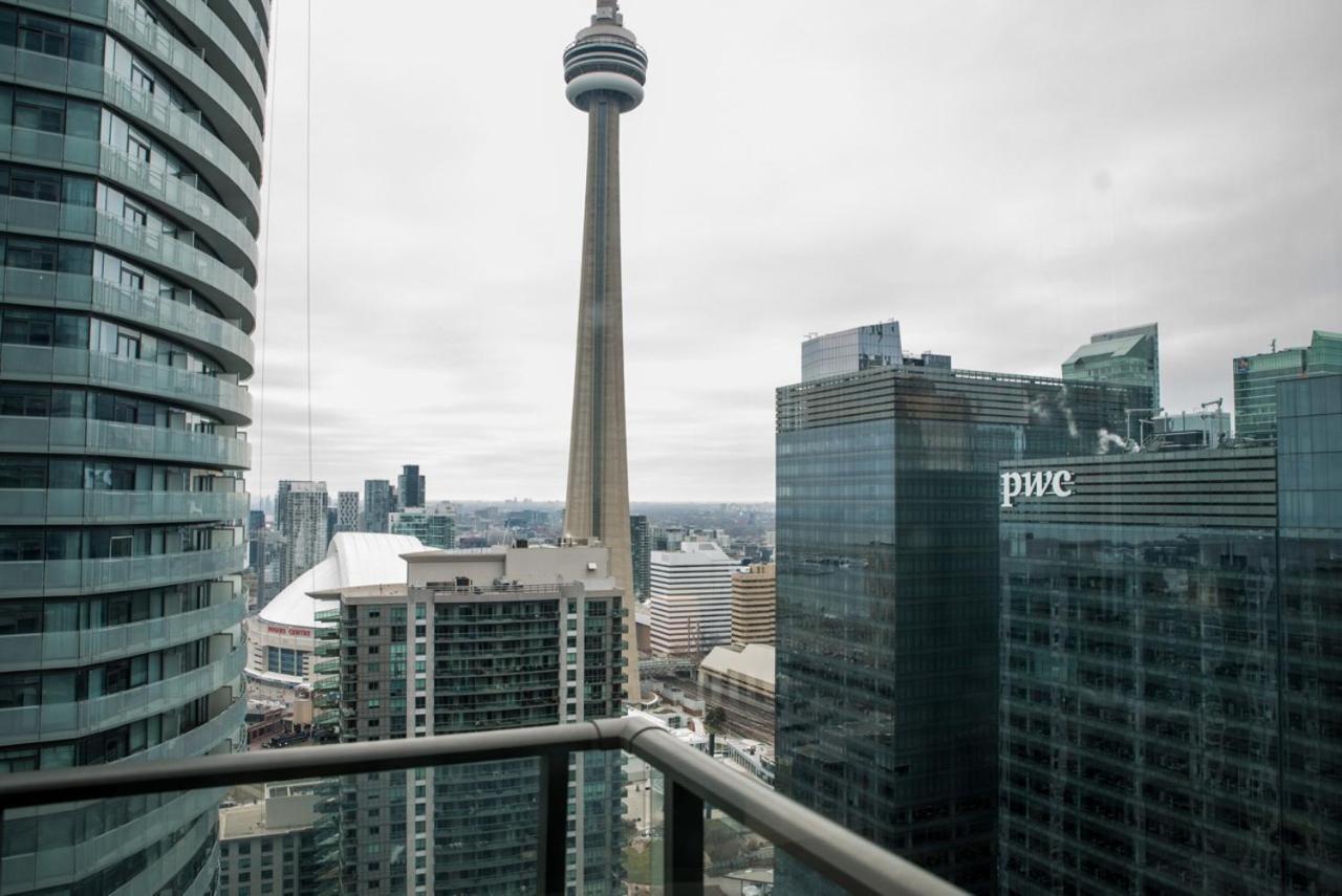 Sarkar Suites - Maple Leaf Square Toronto Dış mekan fotoğraf