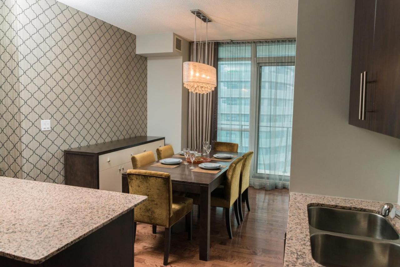 Sarkar Suites - Maple Leaf Square Toronto Dış mekan fotoğraf