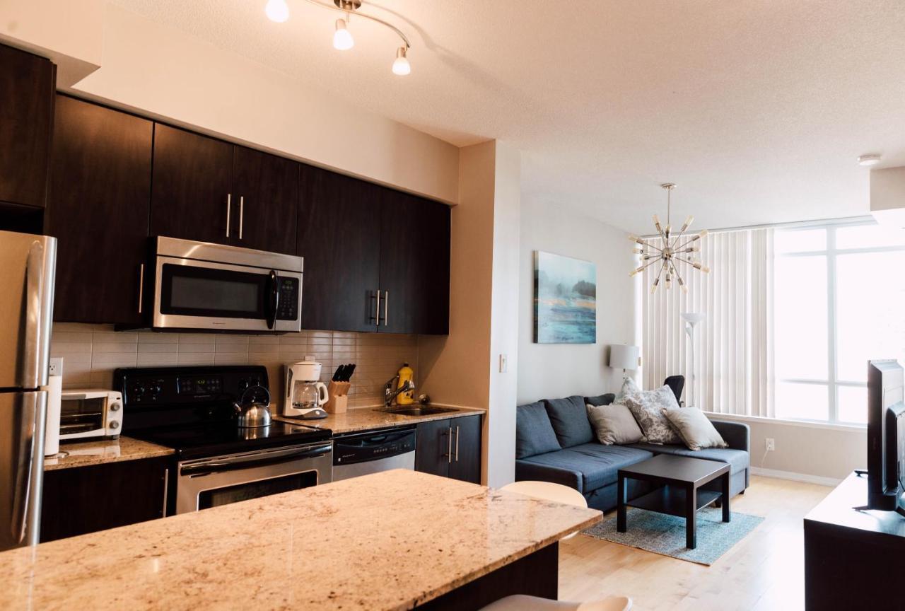 Sarkar Suites - Maple Leaf Square Toronto Dış mekan fotoğraf