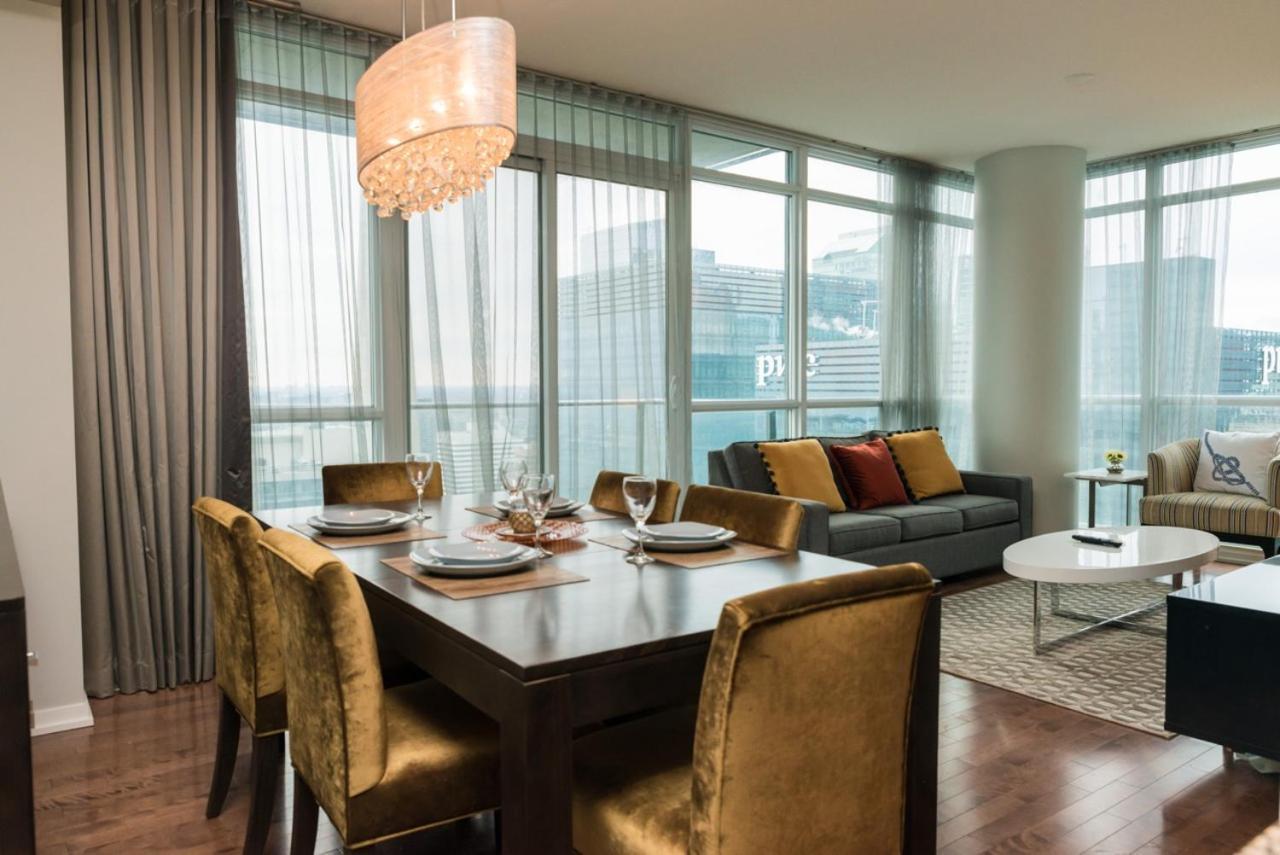 Sarkar Suites - Maple Leaf Square Toronto Dış mekan fotoğraf